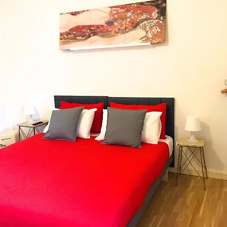 Bed & Breakfast Bonjour 2*